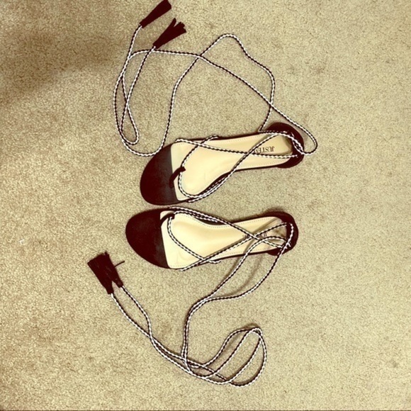 Justfab Black and White Tie-Up sandals Size 8.5 - Picture 1 of 7